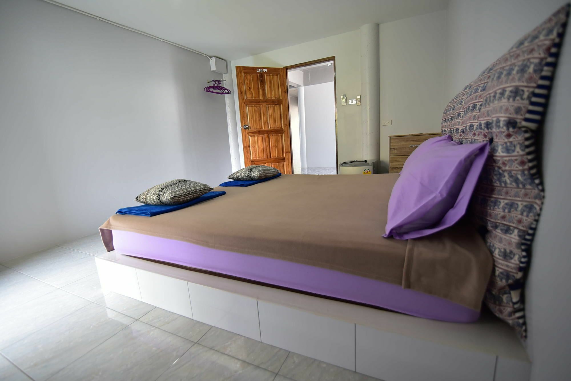 Easy Rooms And Minimart Ko Lanta Exterior foto